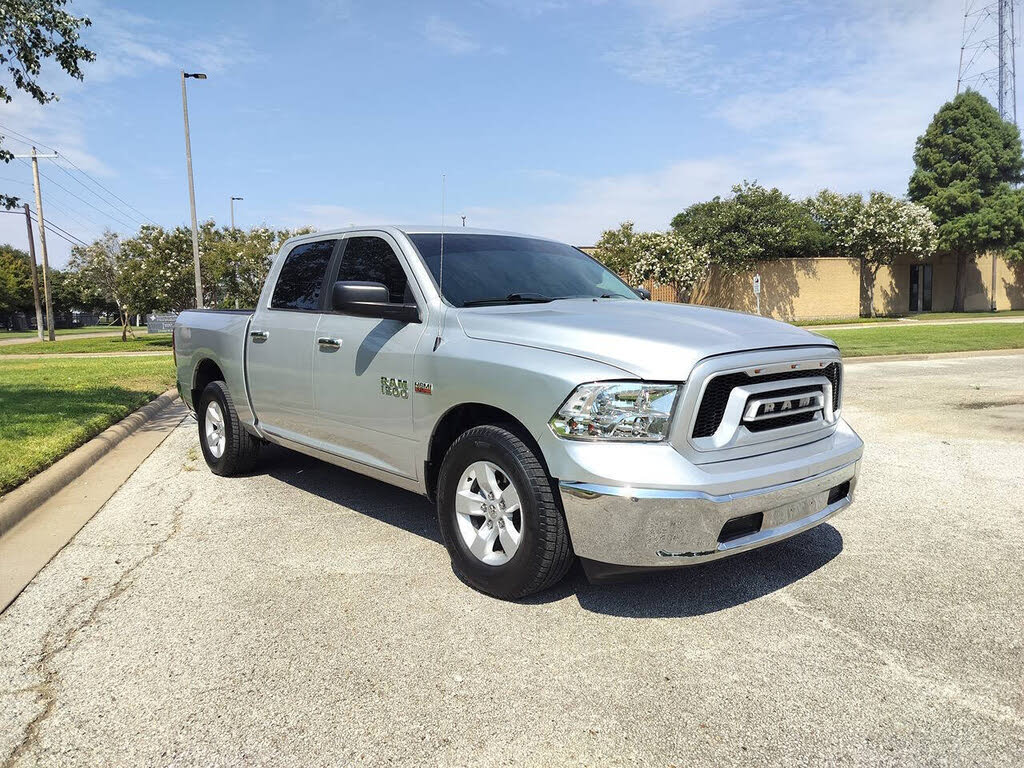 2014 RAM 1500 SLT Crew Cab RWD