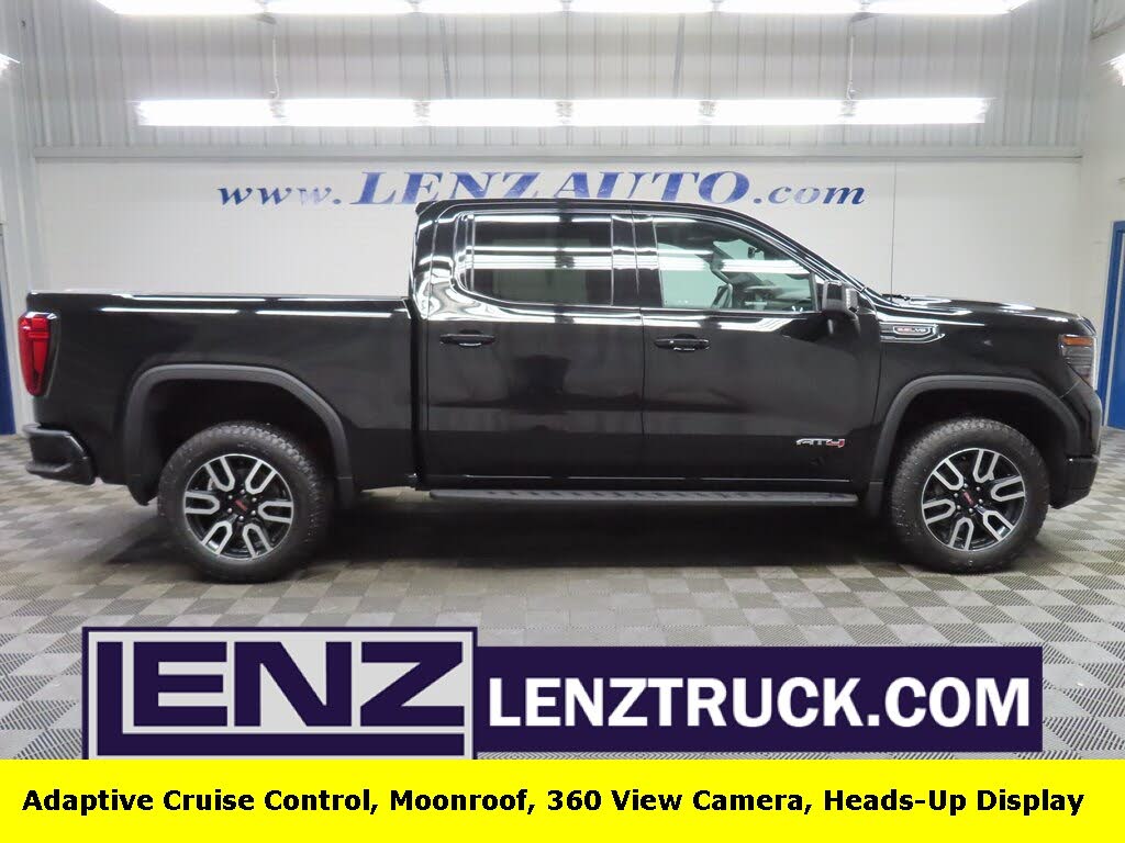 2024 GMC Sierra 1500 AT4 Crew Cab 4WD