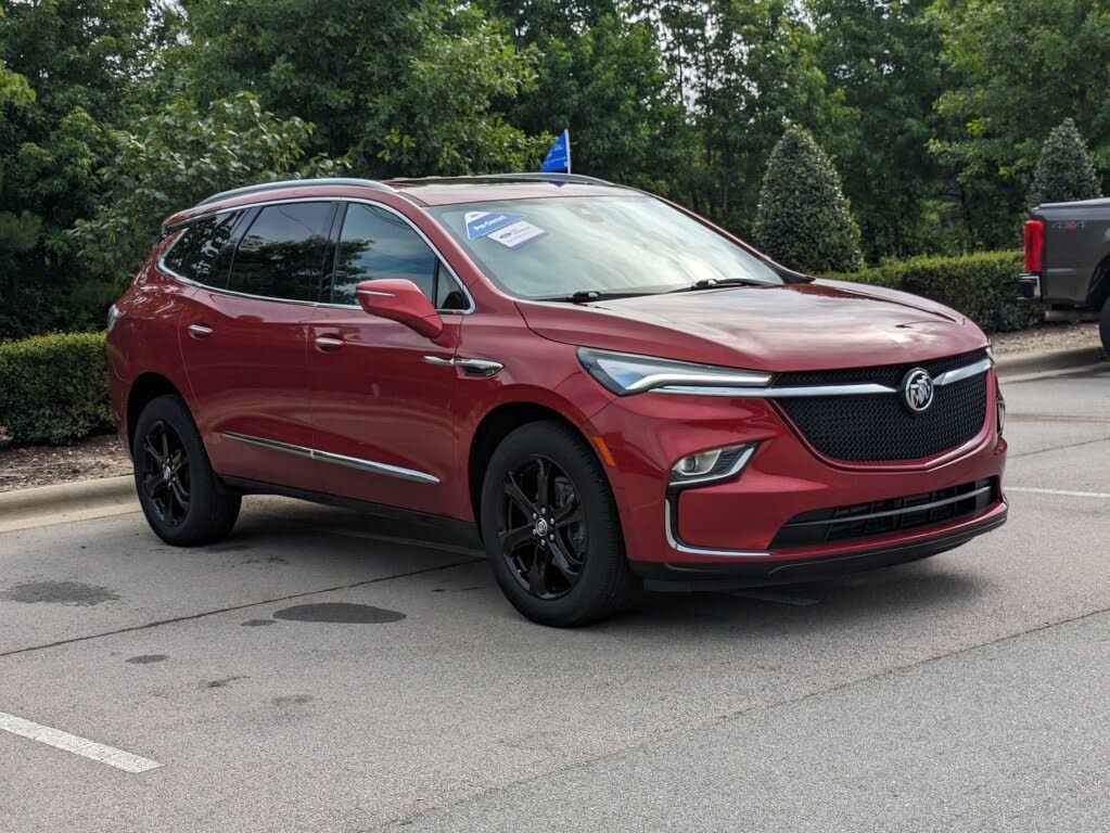 2024 Buick Enclave Essence FWD