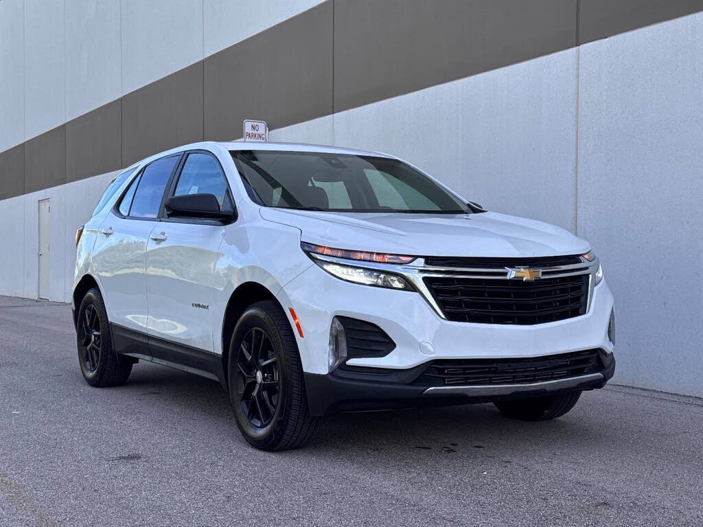 2024 Chevrolet Equinox LS AWD with 1FL