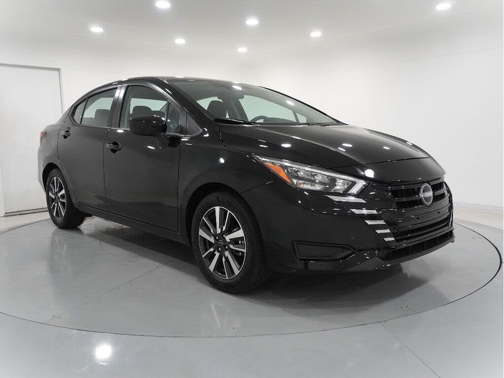 2025 Nissan Versa SV FWD