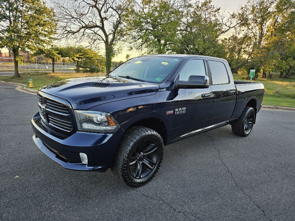 2015 RAM 1500 Sport Crew Cab 4WD