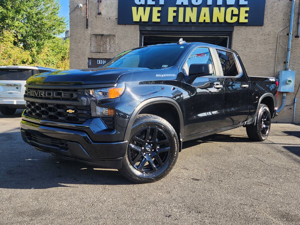 2022 Chevrolet Silverado 1500 Custom Crew Cab 4WD