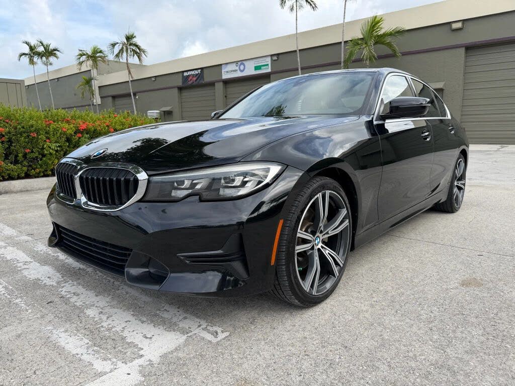 2019 BMW 3 Series 330i Sedan RWD