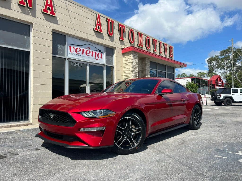 2020 Ford Mustang EcoBoost Premium Coupe RWD