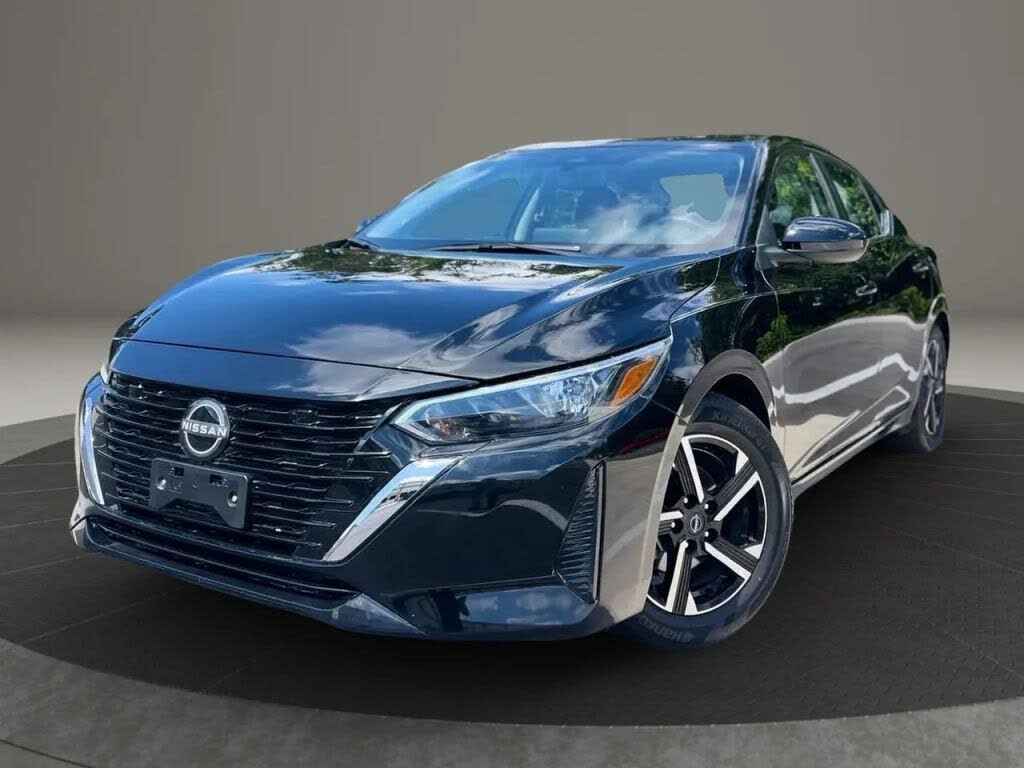 2025 Nissan Sentra SV FWD