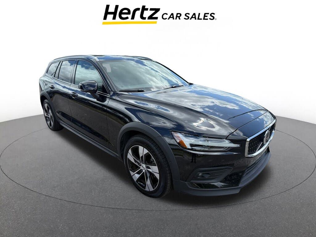 2025 Volvo V60 Cross Country B5 Plus AWD
