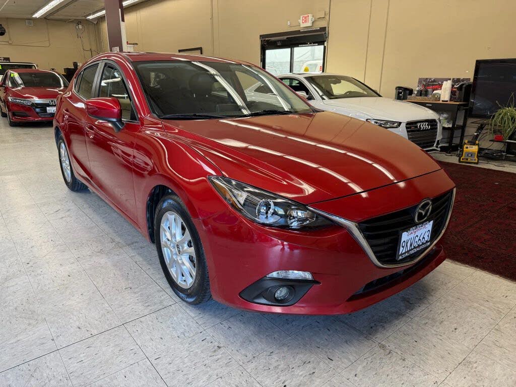 2015 Mazda MAZDA3 i Touring Hatchback
