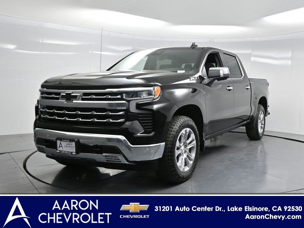 2026 Chevrolet Silverado 1500 LTZ Crew Cab 4WD
