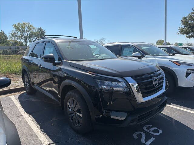 2025 Nissan Pathfinder SV 4WD