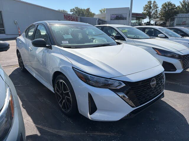 2025 Nissan Sentra SR FWD