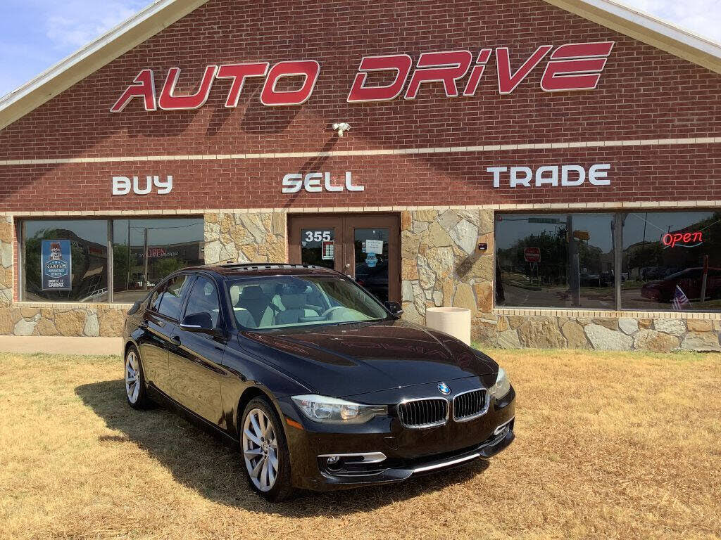 2013 BMW 3 Series 328i Sedan RWD