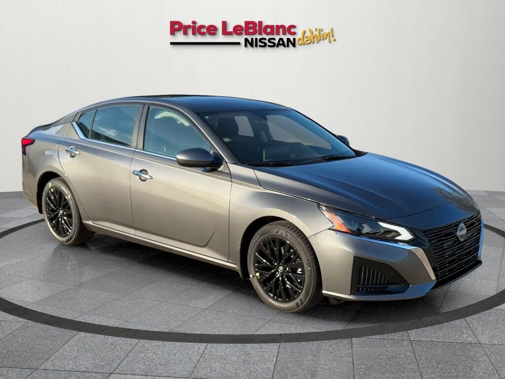 2025 Nissan Altima 2.5 SV FWD