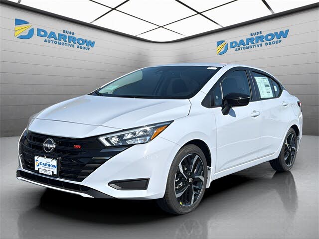 2025 Nissan Versa SR FWD