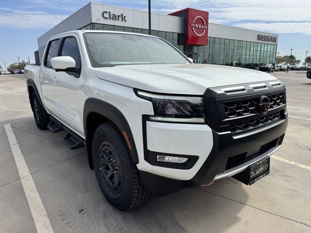 2026 Nissan Frontier PRO-4X Crew Cab 4WD