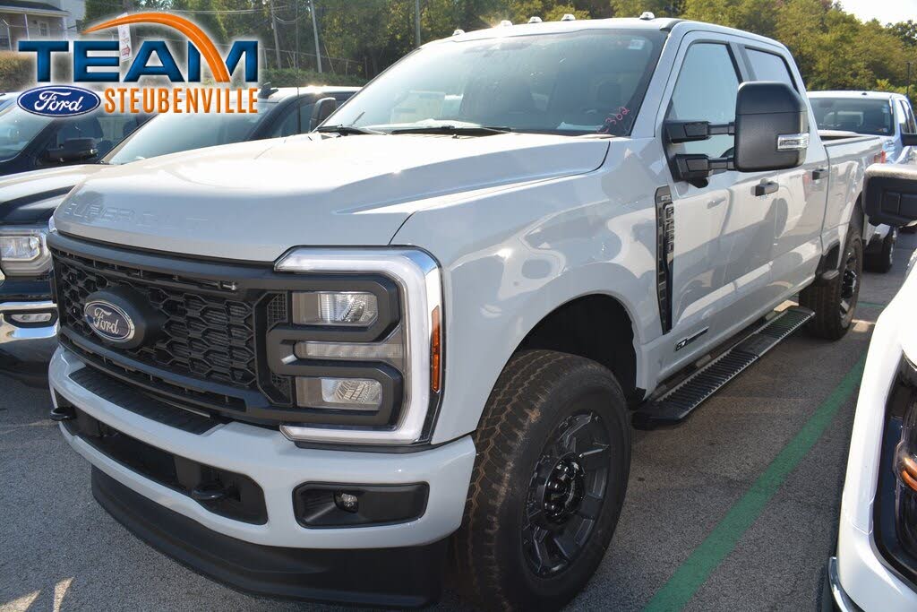 2026 Ford F-250 Super Duty XL Crew Cab 4WD