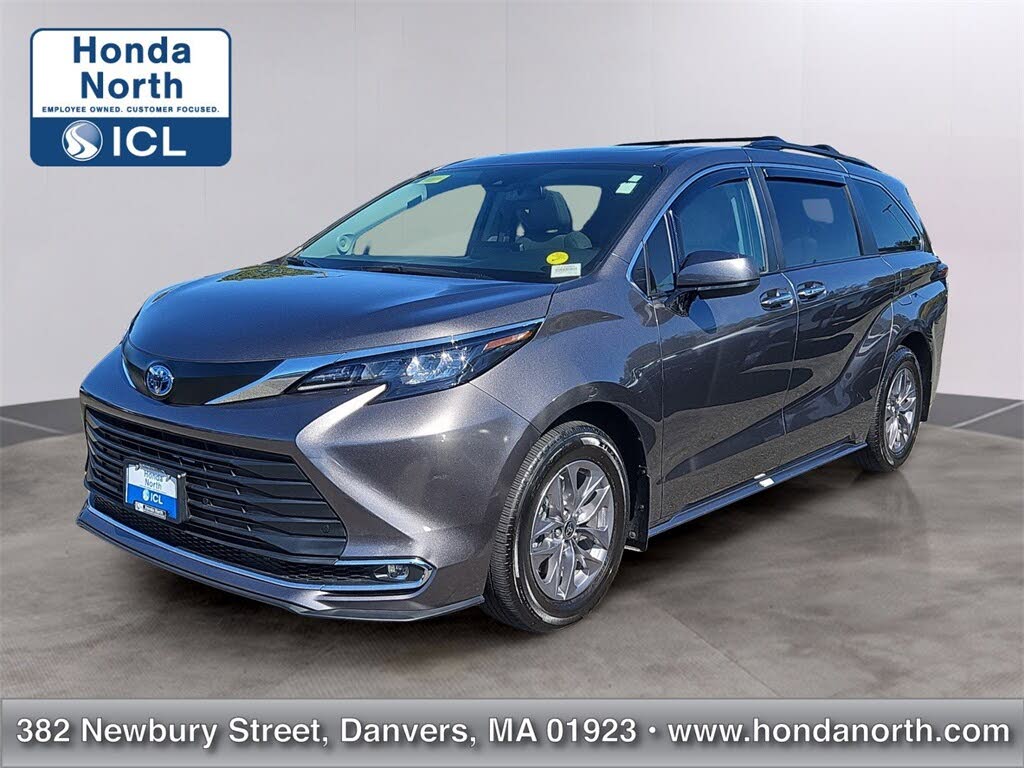 2024 Toyota Sienna XLE 7-Passenger AWD