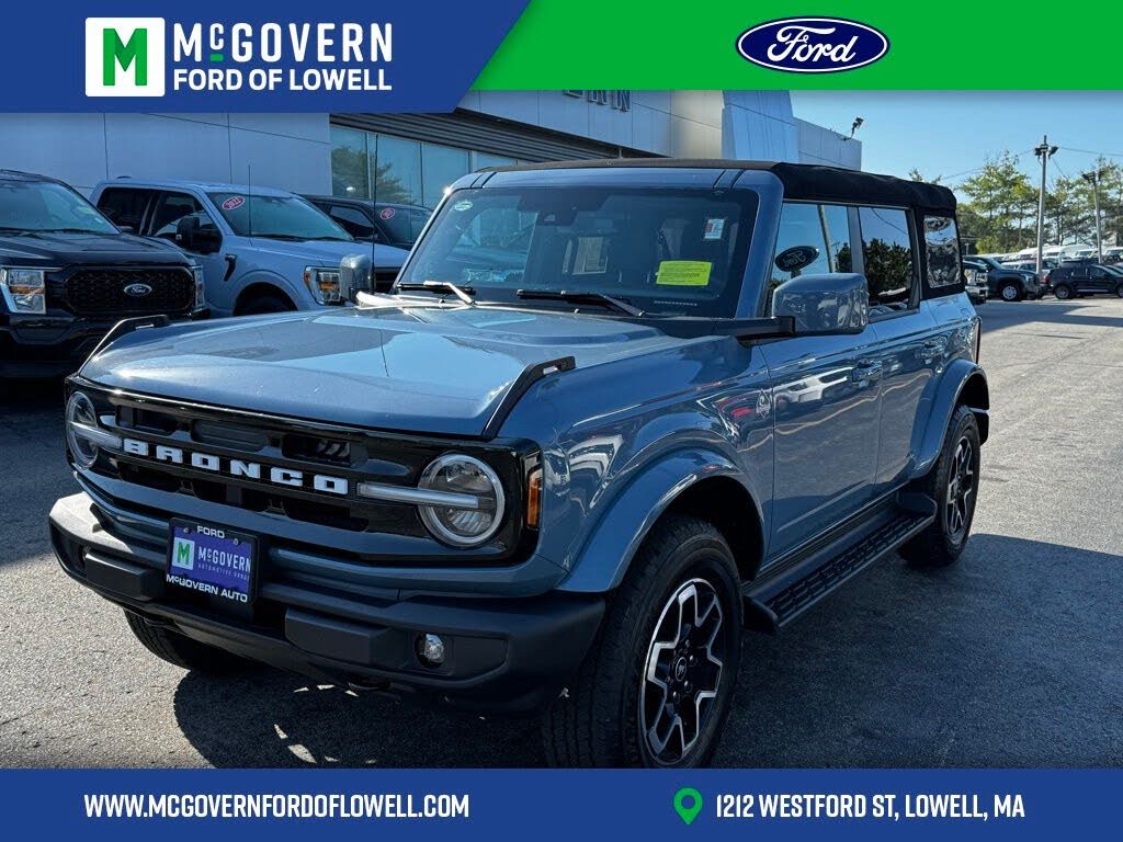 2025 Ford Bronco Outer Banks 4-Door 4WD