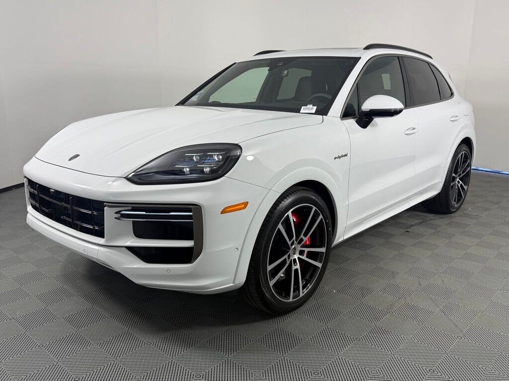2025 Porsche Cayenne Turbo GT AWD