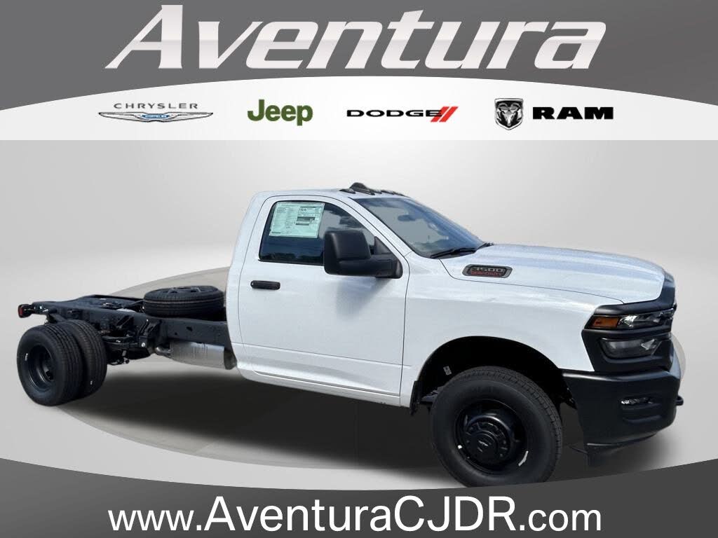 2025 RAM 3500 Chassis Tradesman Regular Cab LB DRW 4WD