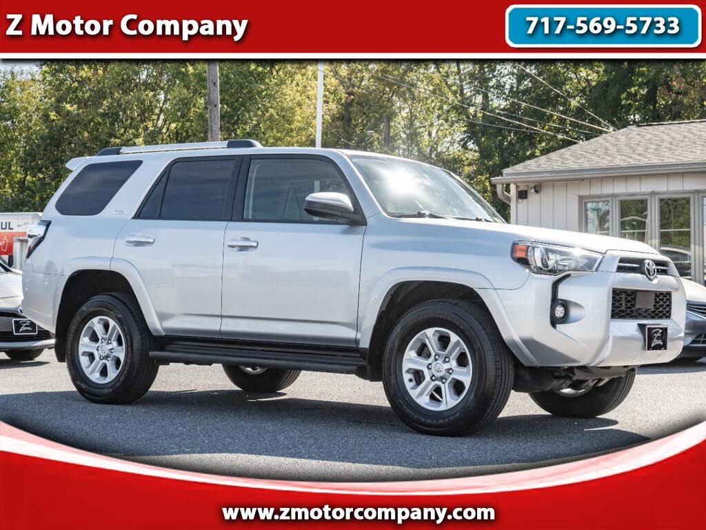 2024 Toyota 4Runner SR5 4WD