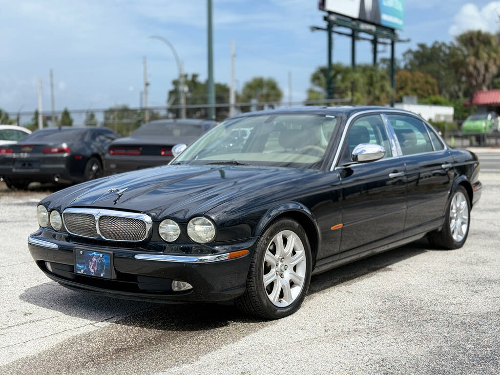 2005 Jaguar XJ-Series XJ8 RWD