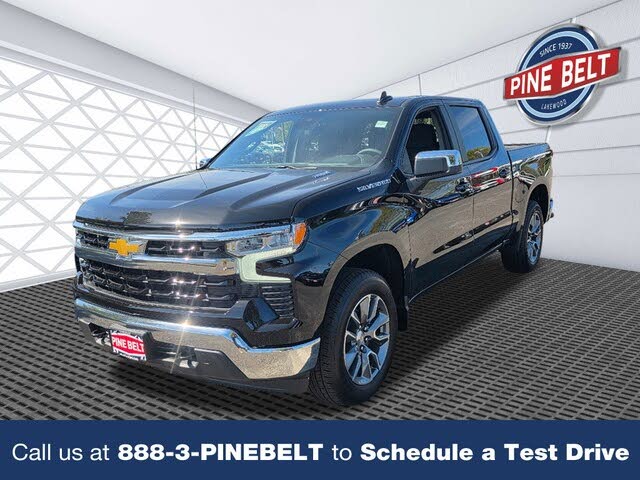 2026 Chevrolet Silverado 1500 LT Crew Cab 4WD