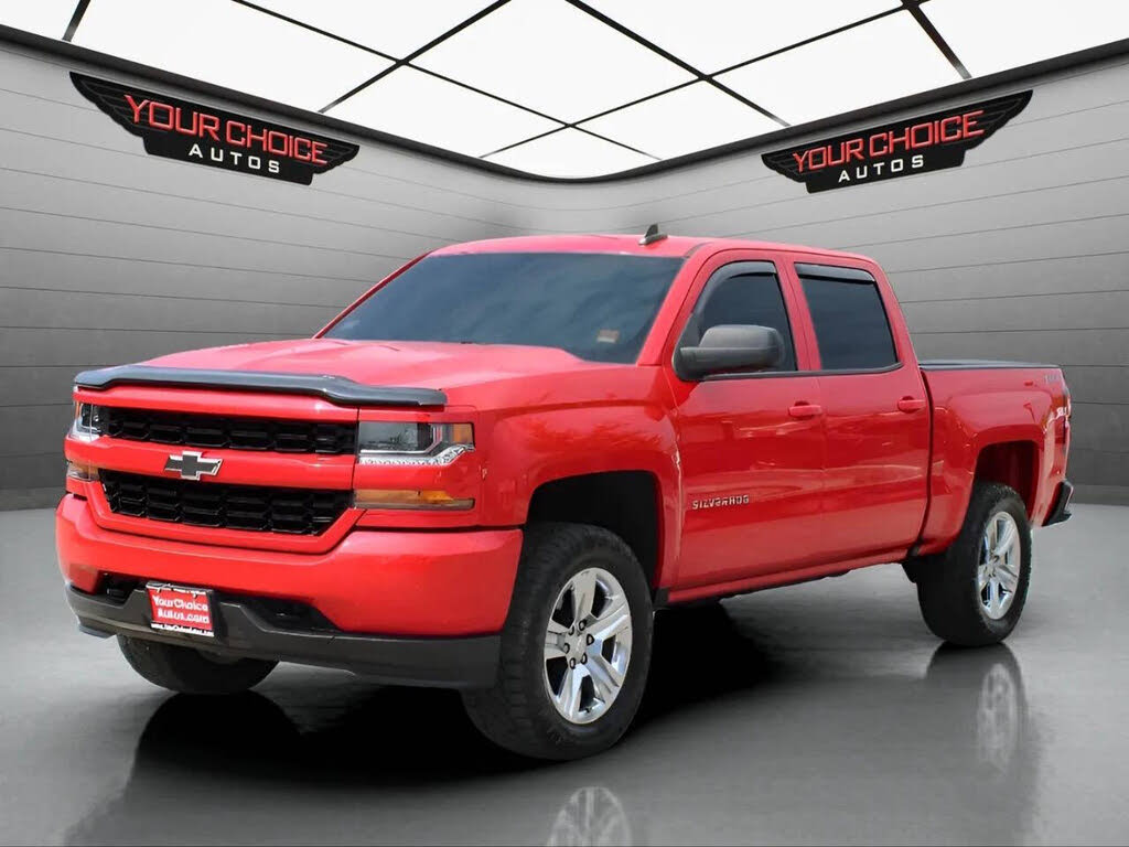 2018 Chevrolet Silverado 1500 Custom Crew Cab 4WD