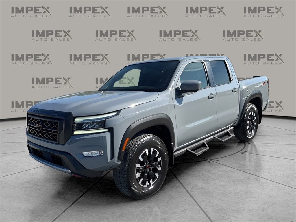 2024 Nissan Frontier PRO-4X Crew Cab 4WD