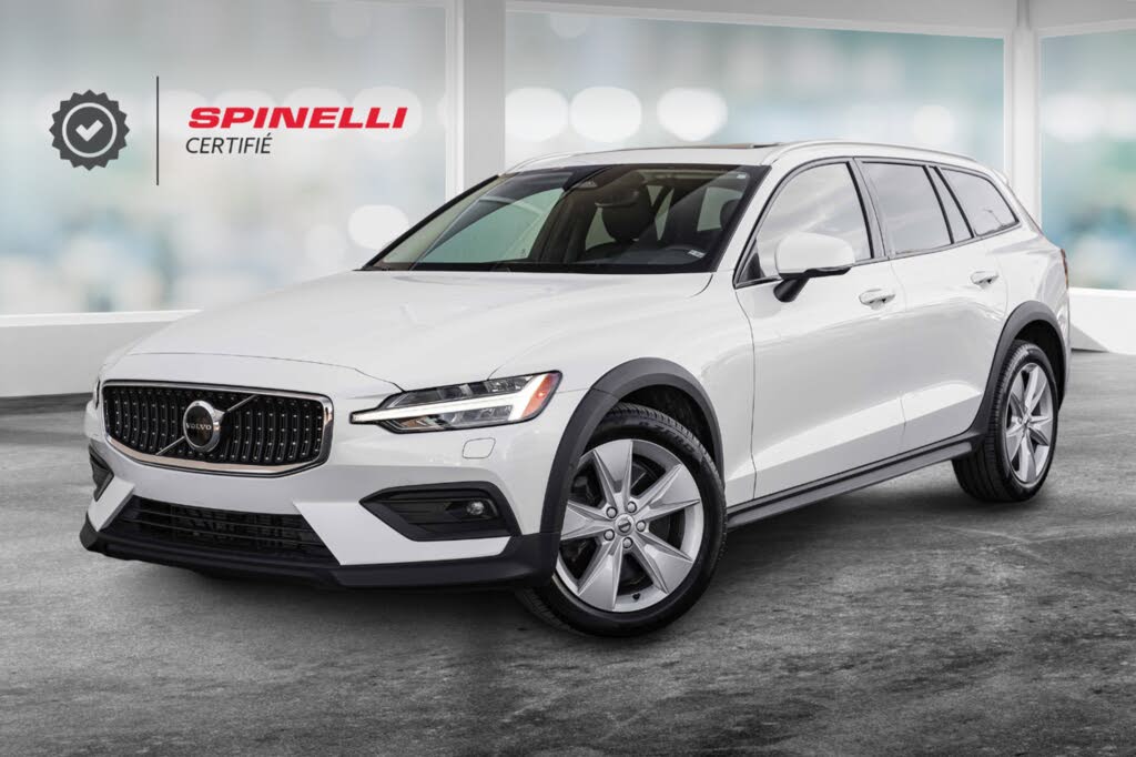 2023 Volvo V60 Cross Country B5 Core AWD