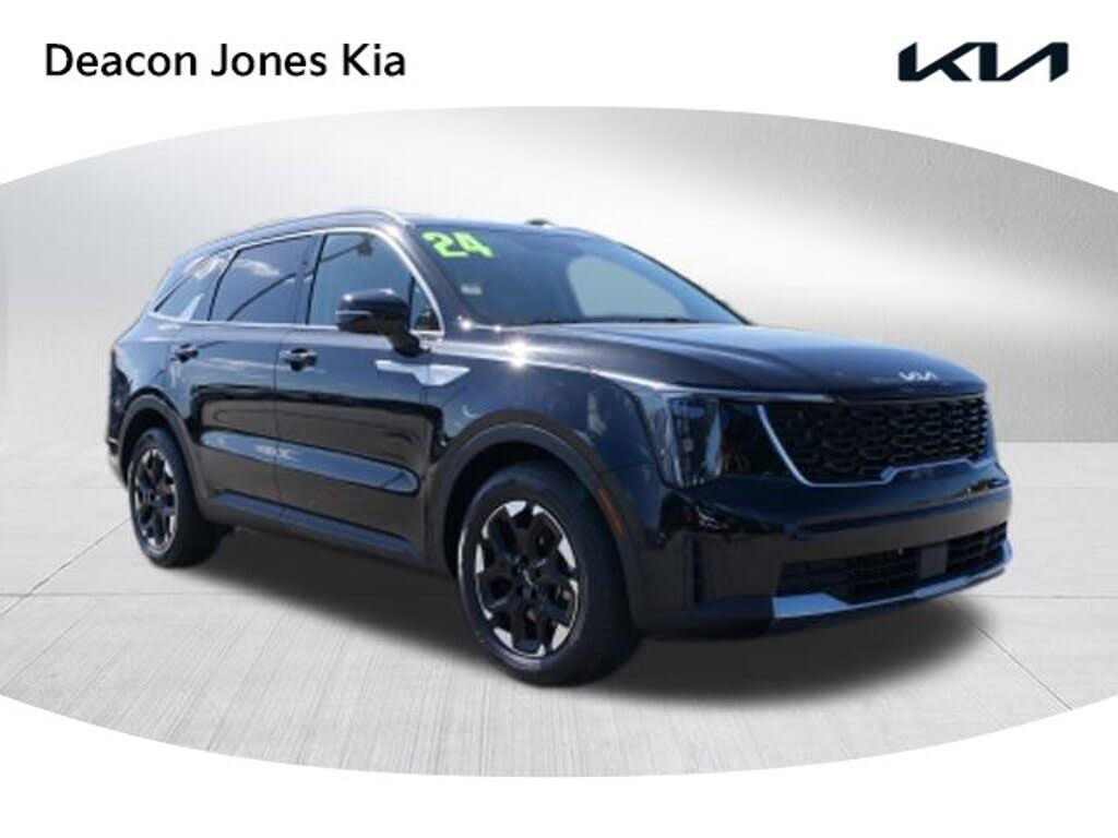 2024 Kia Sorento S FWD