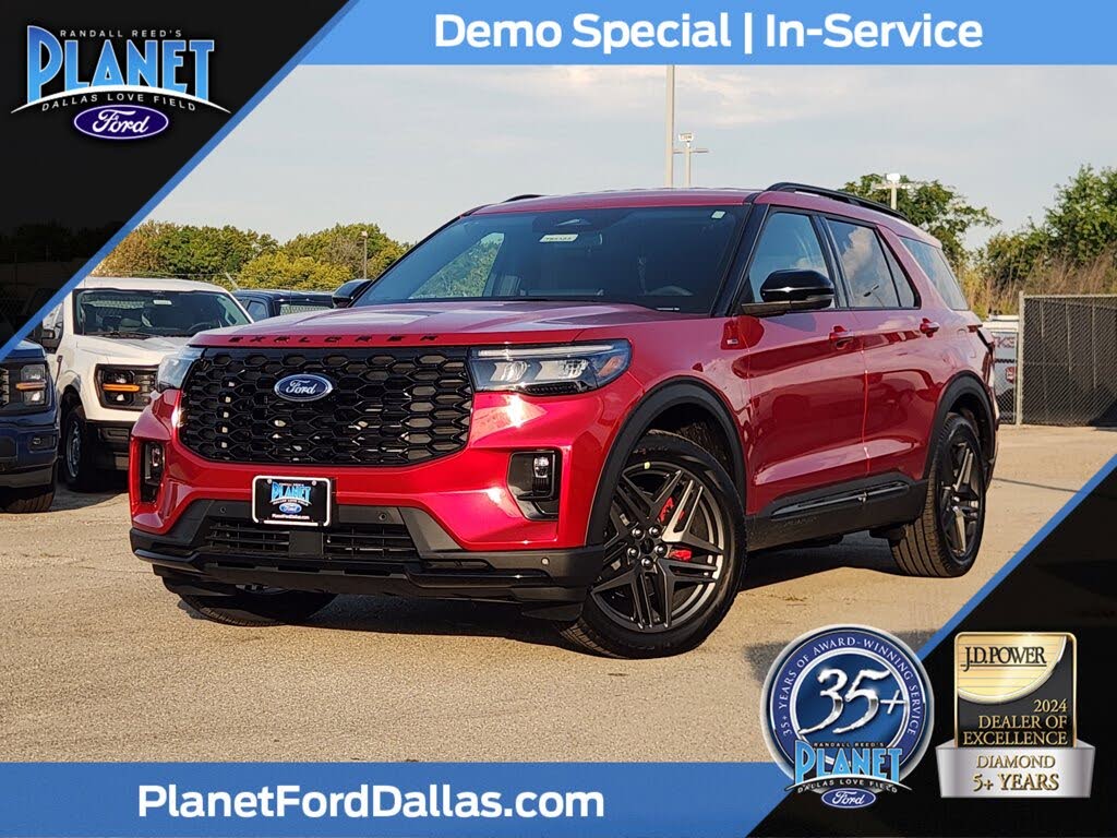 2025 Ford Explorer ST-Line RWD