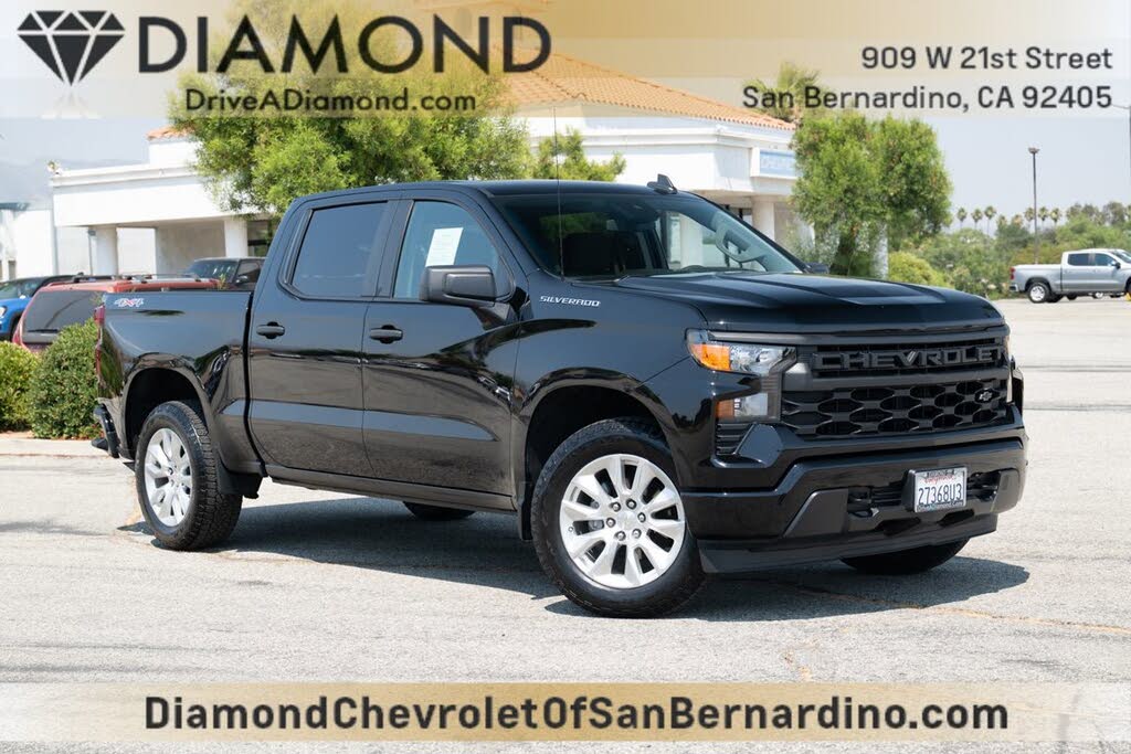 2023 Chevrolet Silverado 1500 Custom Crew Cab 4WD