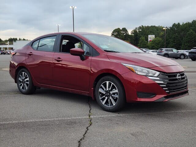 2025 Nissan Versa SV FWD