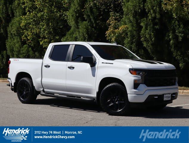 2024 Chevrolet Silverado 1500 Custom Crew Cab 4WD