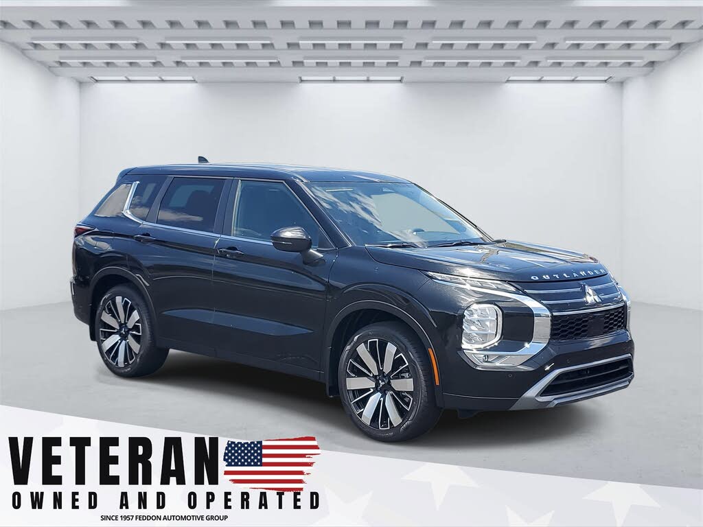 2025 Mitsubishi Outlander SE FWD