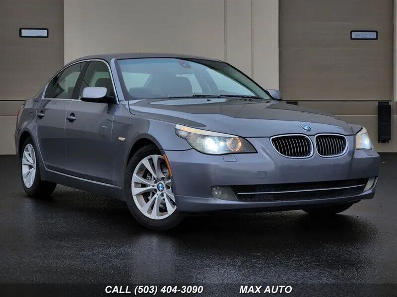 2009 BMW 5 Series 535i Sedan RWD