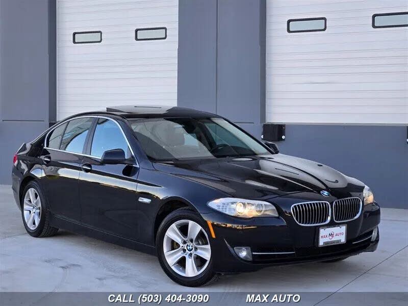 2013 BMW 5 Series 528i xDrive Sedan AWD