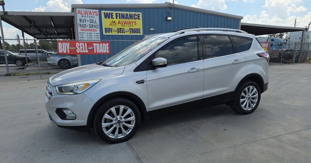 2017 Ford Escape Titanium FWD