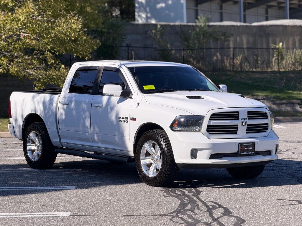 2015 RAM 1500 Sport Crew Cab 4WD