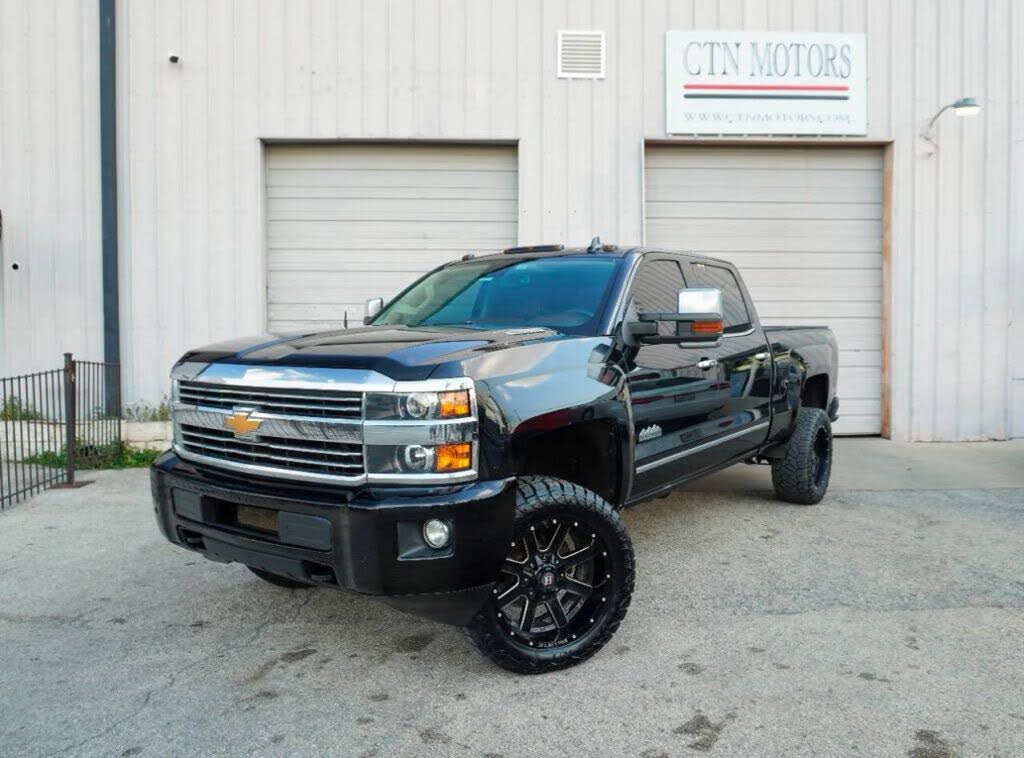 2016 Chevrolet Silverado 2500HD High Country Crew Cab 4WD