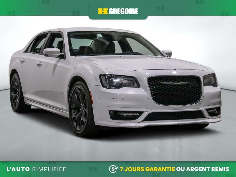 2022 Chrysler 300 Touring L RWD
