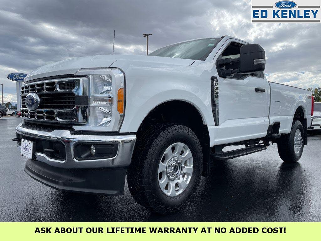 2023 Ford F-350 Super Duty XLT LB 4WD