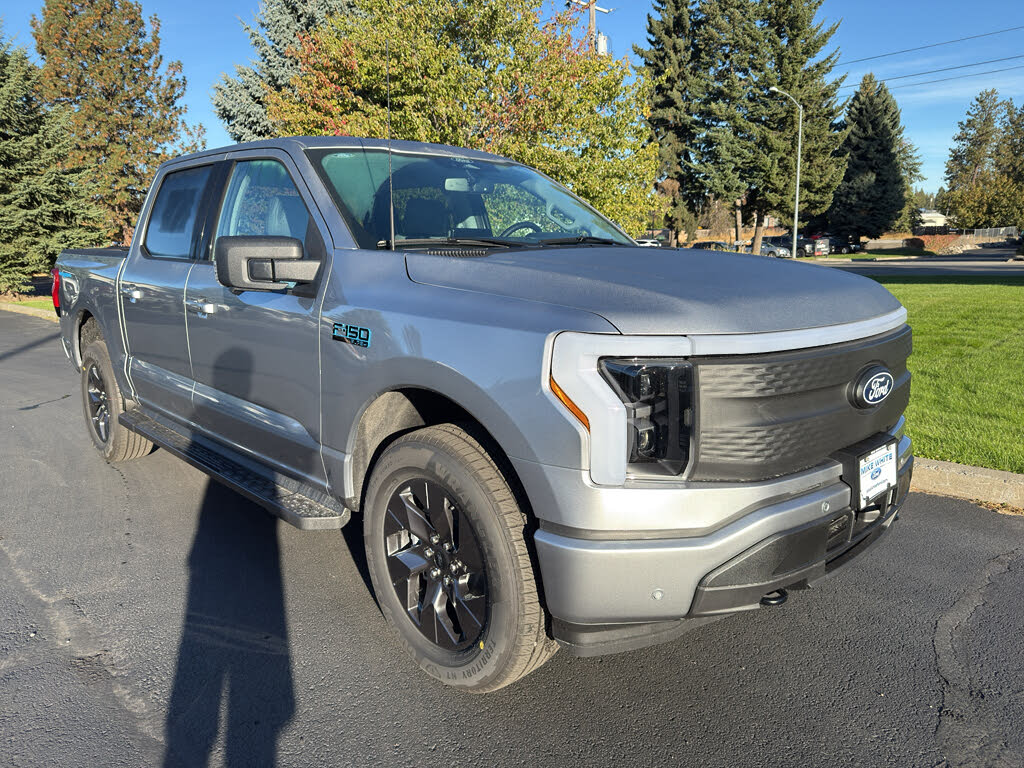 2025 Ford F-150 Lightning Flash SuperCrew AWD