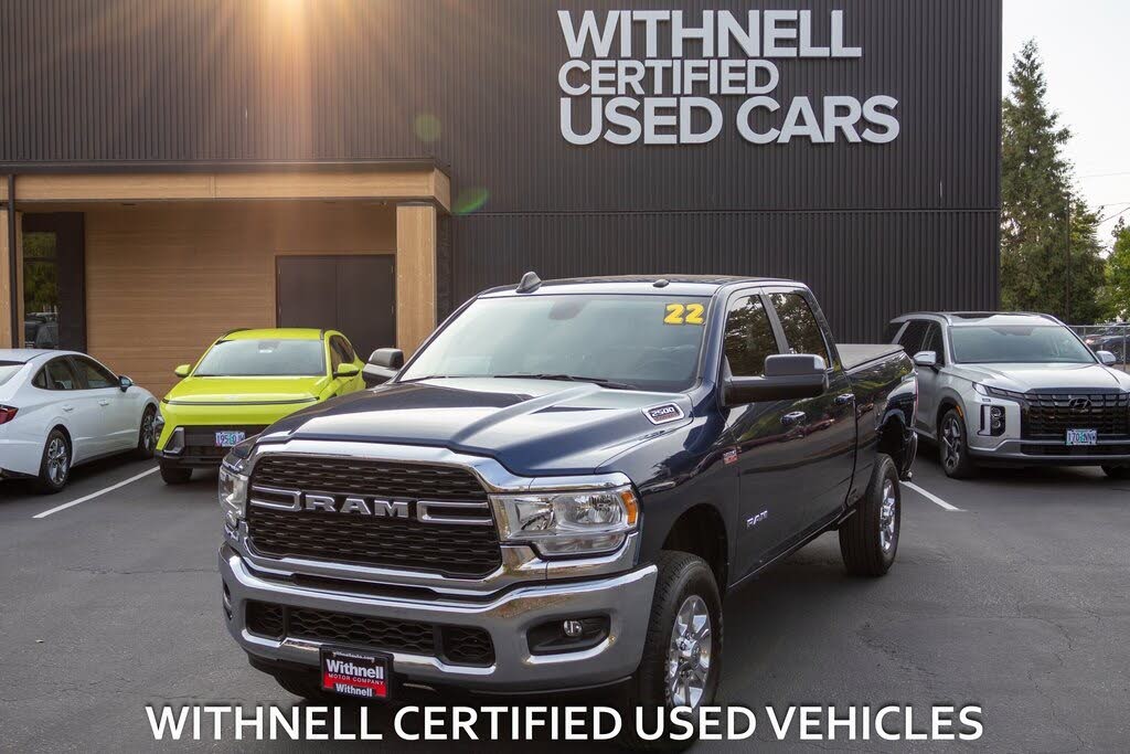 2022 RAM 2500 Big Horn Crew Cab 4WD