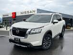 Nissan Pathfinder SV 4WD