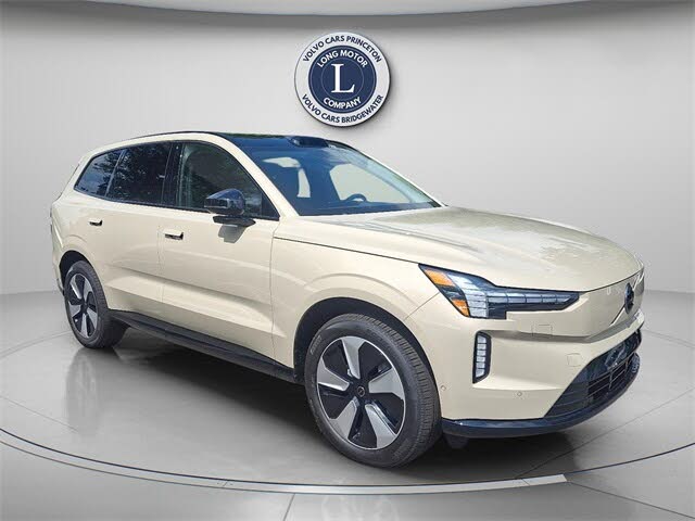 2025 Volvo EX90 Twin Plus 7-Passenger eAWD