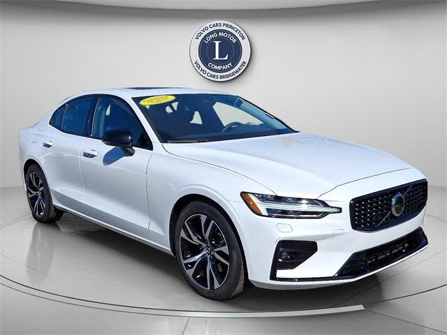 2025 Volvo S60 B5 Core FWD