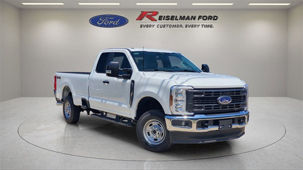 2025 Ford F-250 Super Duty XL SuperCab LB 4WD