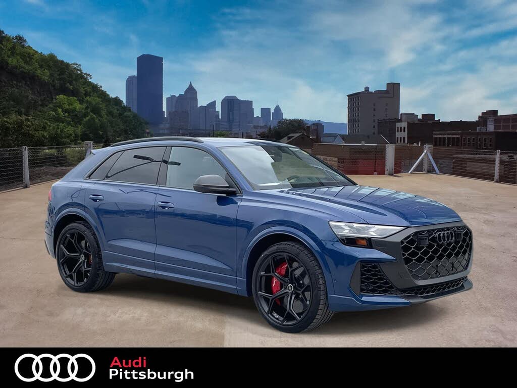 2025 Audi RS Q8 4.0T quattro Performance